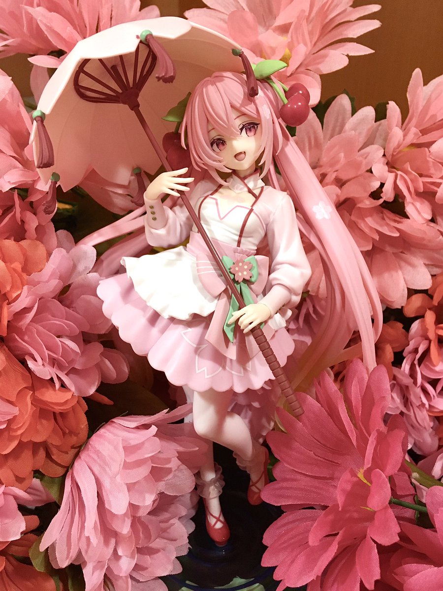 ✨新景品情報✨ 本日より『桜ミク AMP＋フィギュア〜桜ドレスver