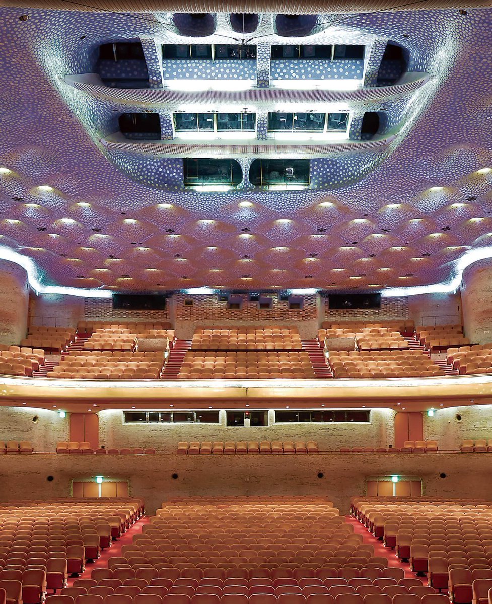 manews16's tweet photo. 【日生劇場】劇場見学お申し込みについて

当劇場では公演に支障のない日程で不定期に劇場見学を実施しております。
今後の劇場見学開催日程は以下の通り。

2026年
・4月16日（木）11:00～
・4月16日（木）14:30～〈各回20名〉

お申込受付は2026年3月1日（日）11：00に開始
https://t.co/EqiOgysdqY https://t.co/RF6UKDu2HG
