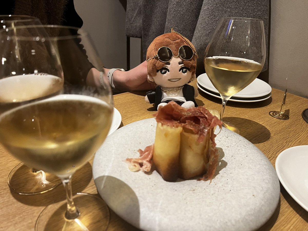 inar_ksrg's tweet photo. めーーーっちゃ飲んだ😹サウナ行って二度寝から起床完全復活😼 https://t.co/KyEL62Hn9V