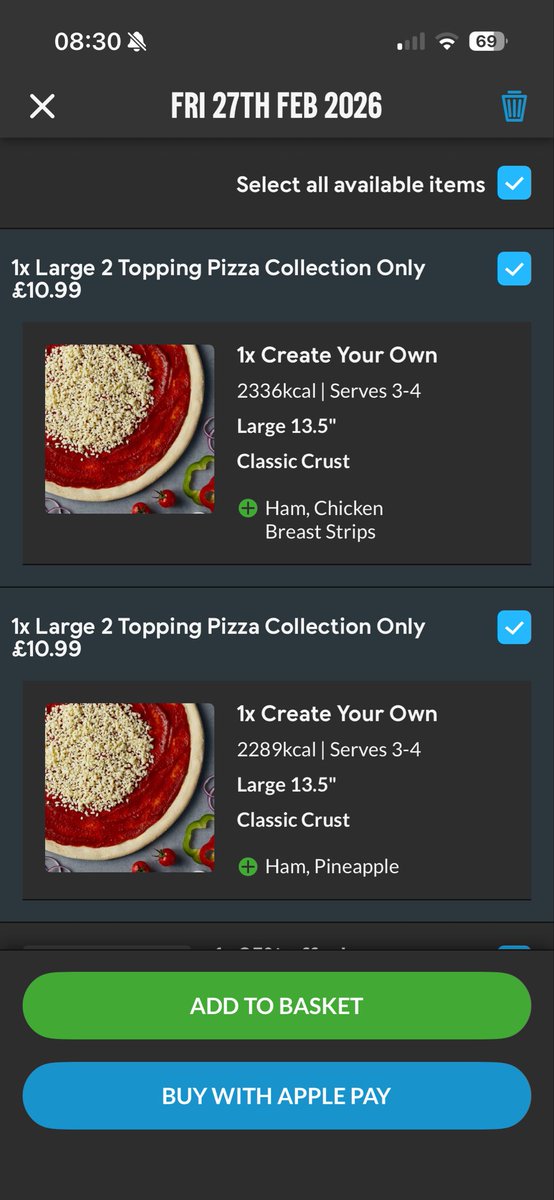 drp1990's tweet photo. @Dominos_UK ordered on the app last night for 1 ham and pineapple pizza and 1 chicken and ham. Received 1 cheese and tomato and 1 pepperoni. This was not what we ordered. Very disappointed. Please refund or issue a voucher. https://t.co/6VyxY3TTbM