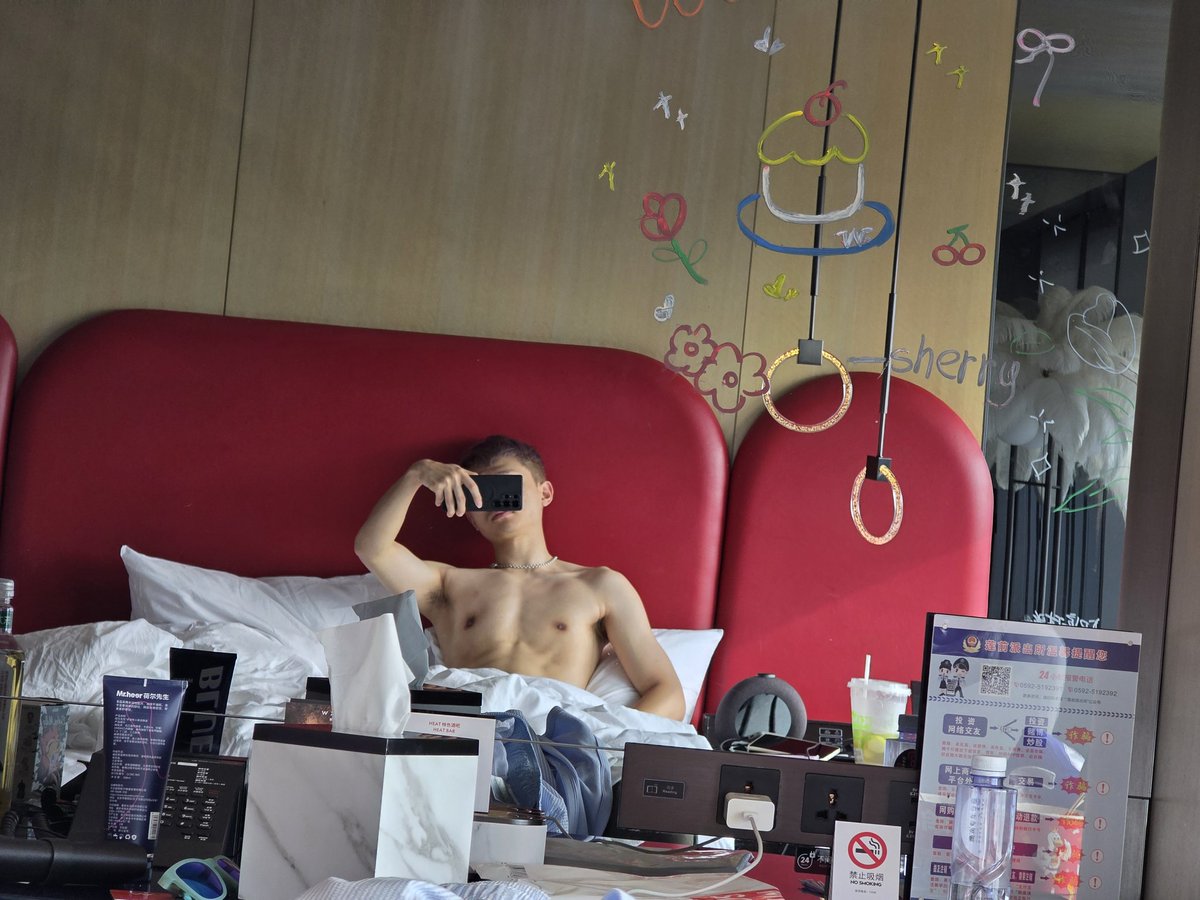 喵 力 大 僊 tweet media