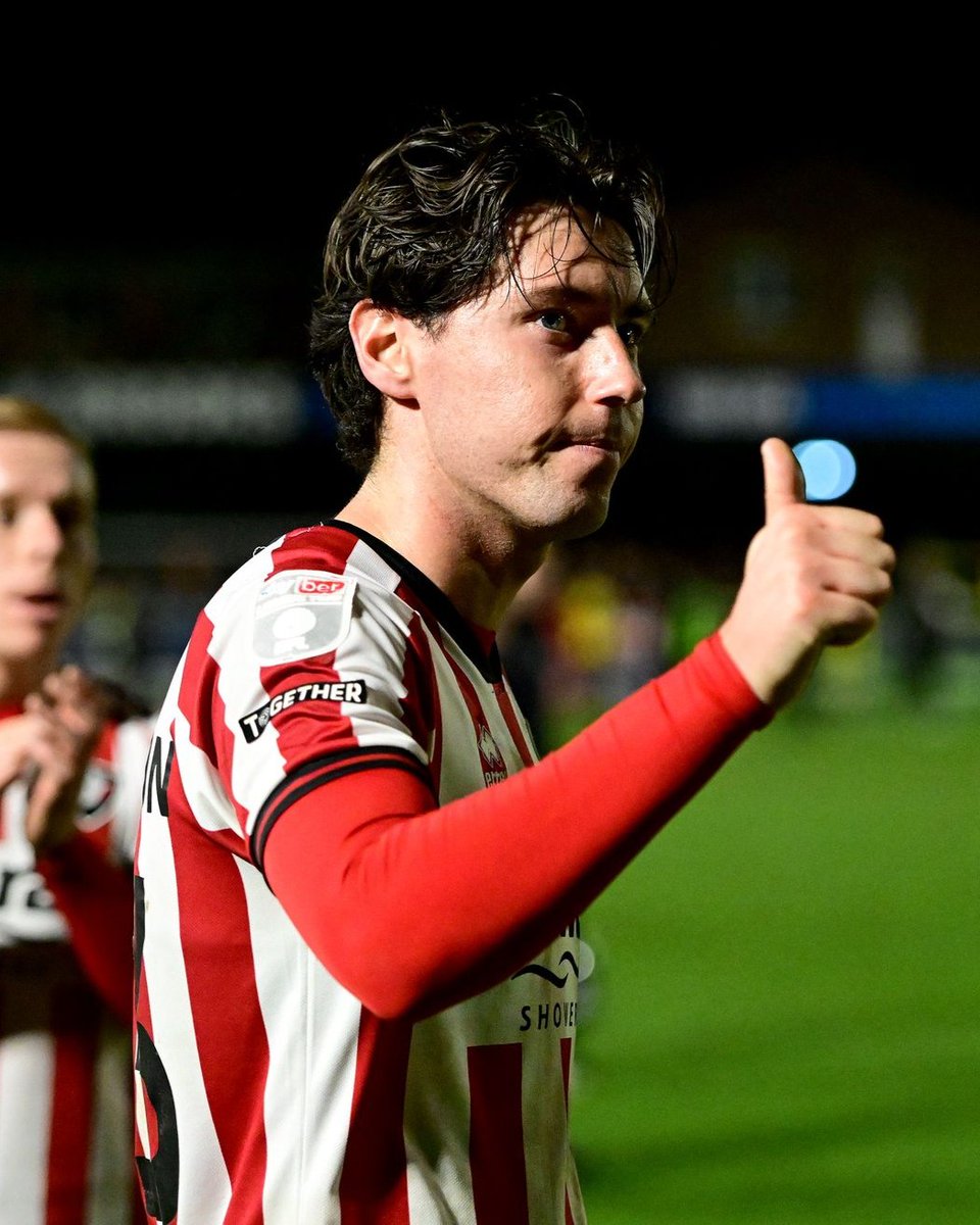 Cheltenham Town tweet media