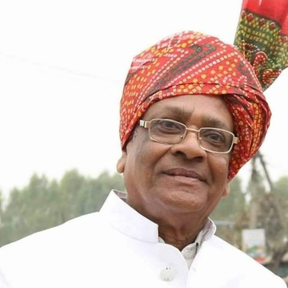 भारतीय जनता पार्टी के वरिष्ठ नेता एवं पूर्व विधायक आदरणीय श्री छोटे लाल सरावगी जी को जन्मदिन की हार्दिक बधाई एवं ढेरों शुभकामनाएं।
माँ नर्मदा जी की असीम कृपा आप पर सदैव बनी रहे, आप स्वस्थ, प्रसन्न एवं दीर्घायु रहें — यही हमारी मंगलकामना है।