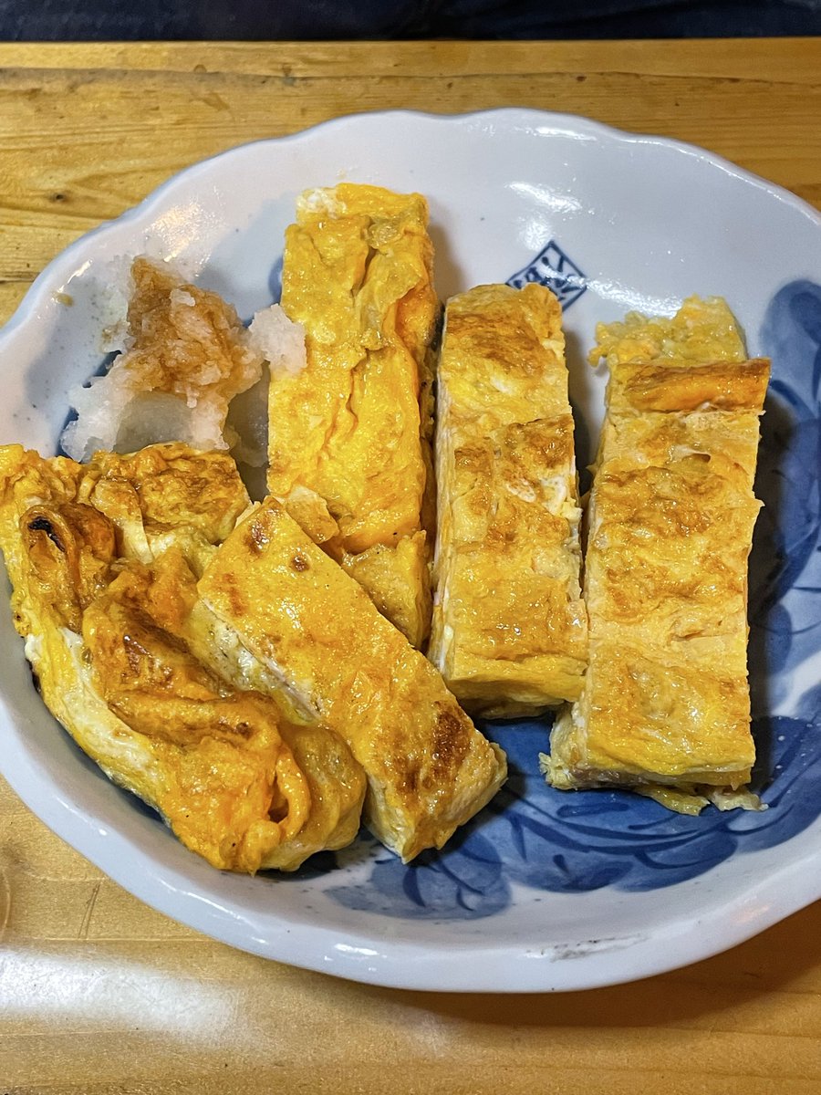 たまご焼き食べてます 探さないでください🤎 #茶色は正義