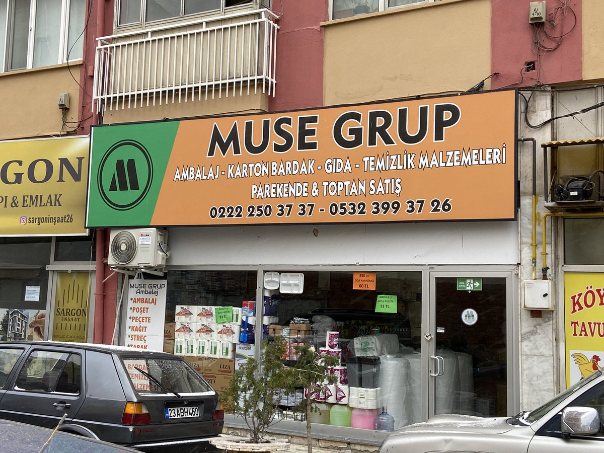 Muse dağılmış galiba farklı sektöre geçmişler.