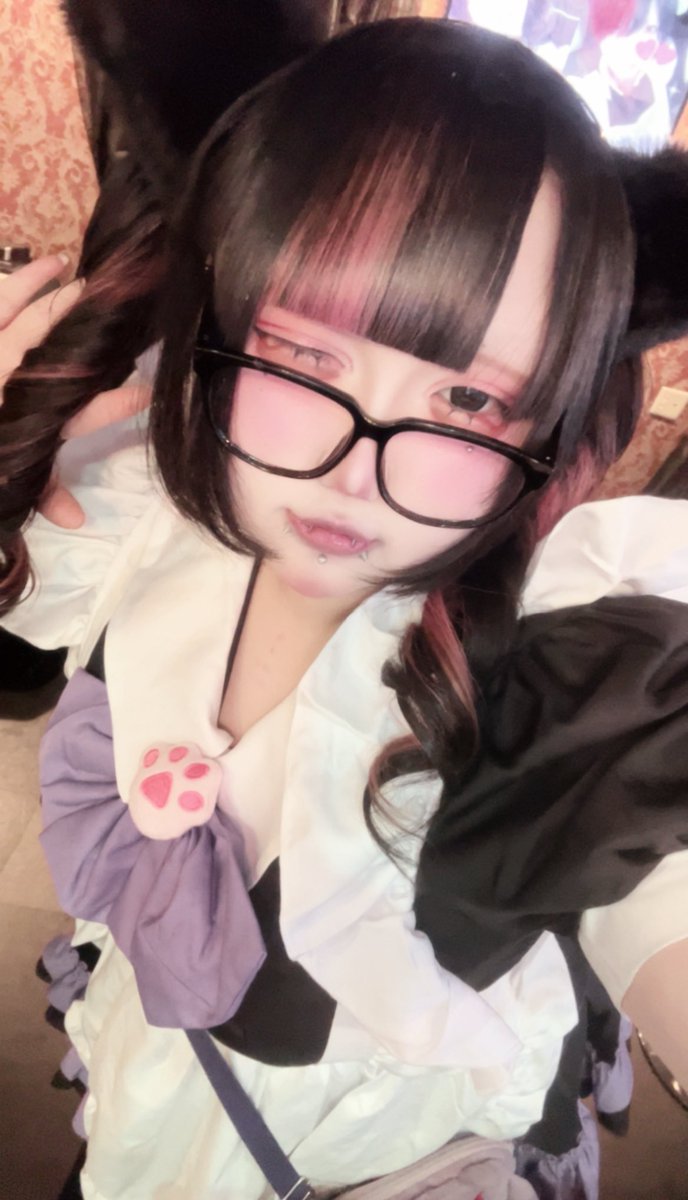 ミントグリーン様御予約❤️くりくりオメメ♡生後２週間♡子猫の黒豆ちゃん 🐈‍⬛にゃんにゃんイベント2日目ログイン🐈‍⬛ 今日は黒猫さんになって