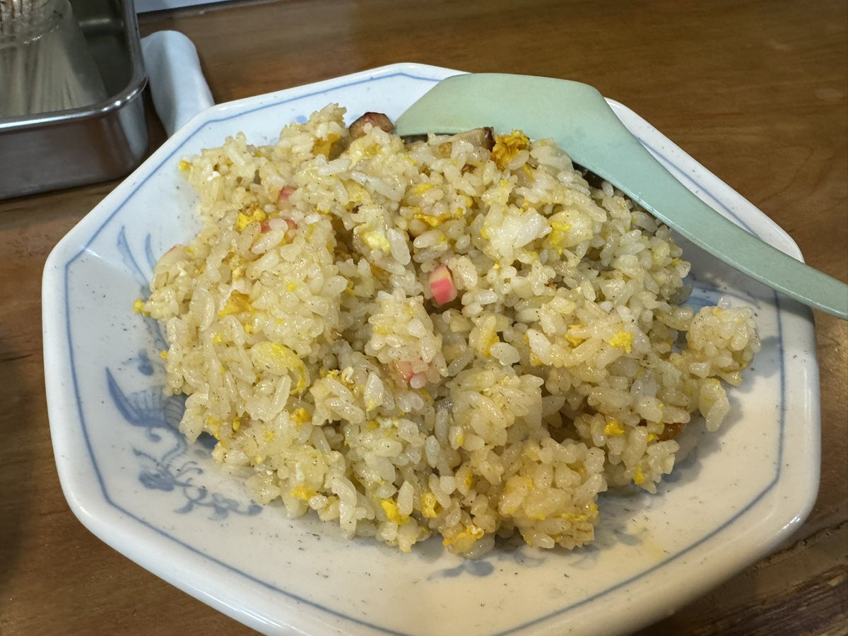 RVP_sunLight's tweet photo. ホルモン炒め、メニュー表にはないチャーハン
うますぎた https://t.co/XVZbYg4ek2