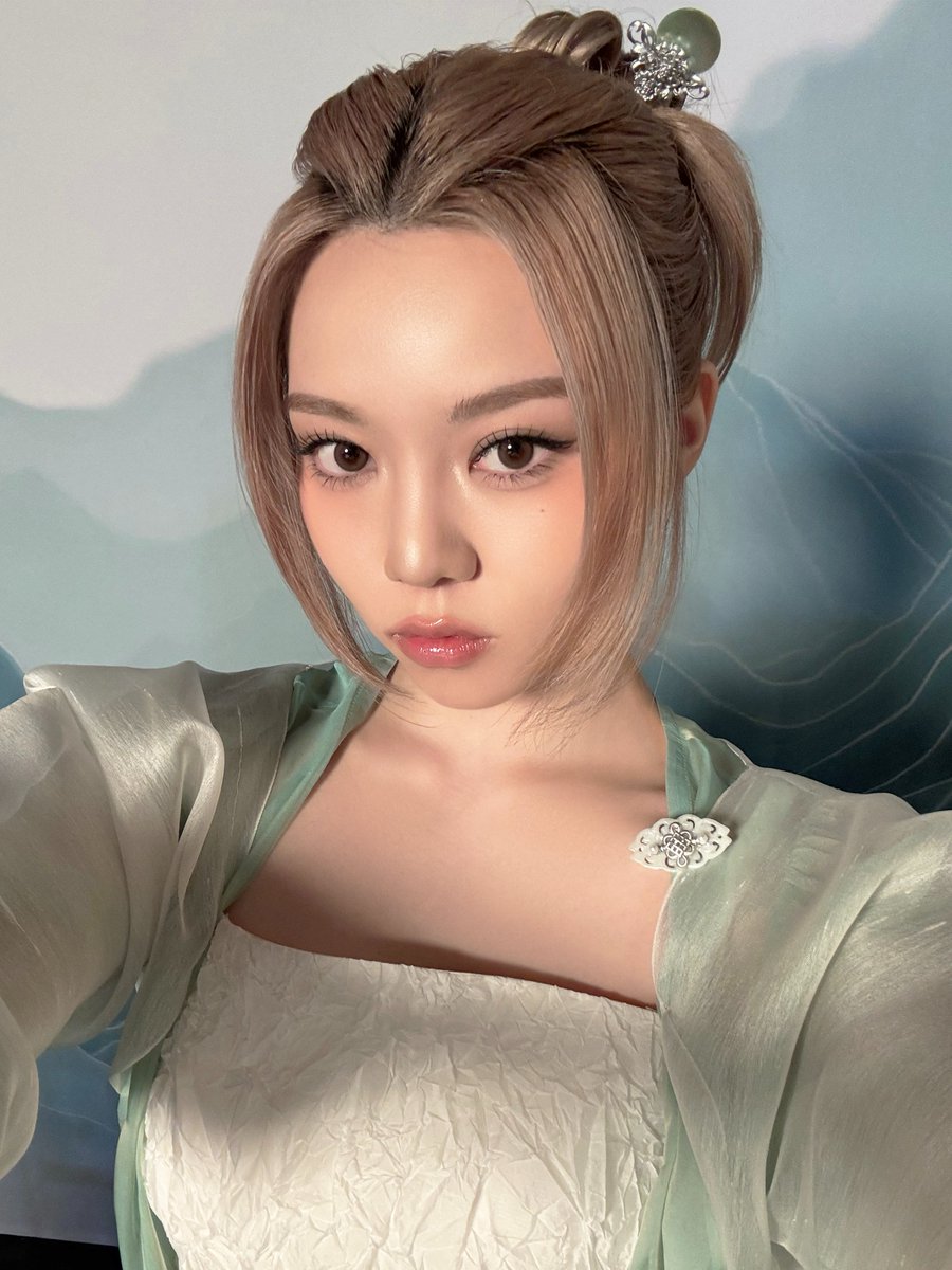 ALLDAY PROJECT tweet media