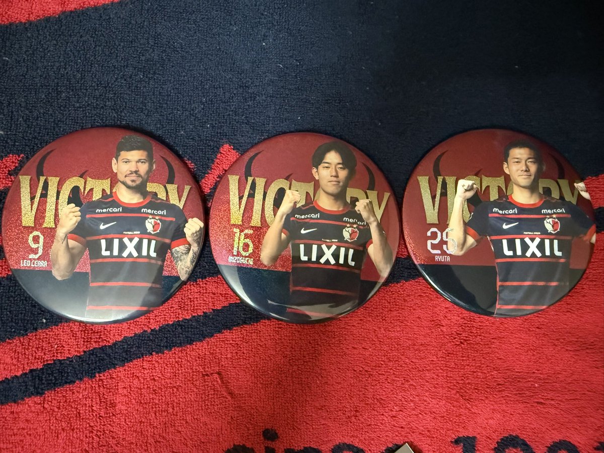 鹿島アントラーズ グッズ交換、買取 譲: ホログラムデカ缶バッジ 9.16