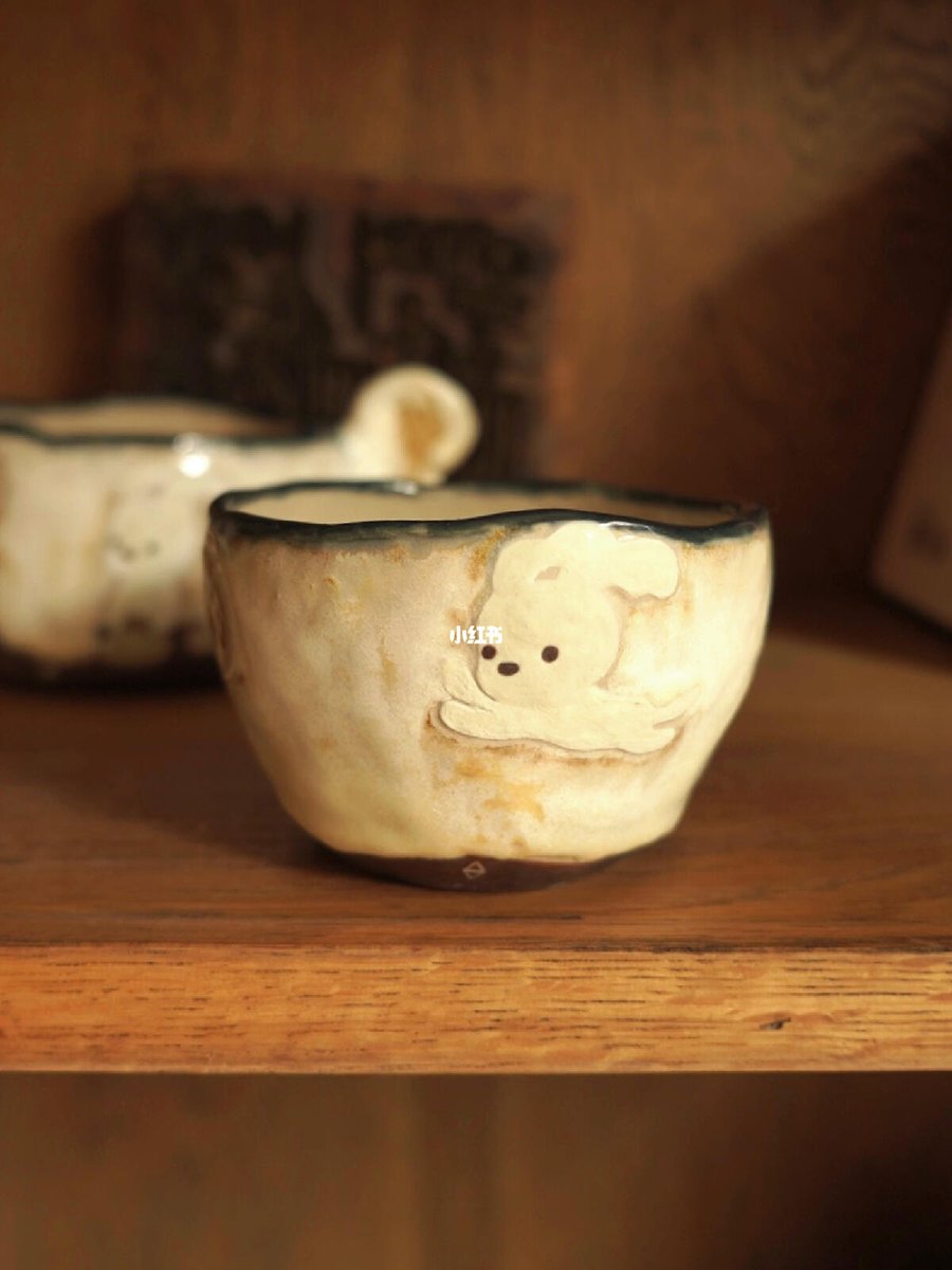 Nicha_Nichakorn's tweet image. "Fingers busy, clay dancing! Just finished this tiny ceramic teacup—hand-pinched, sun-baked, and full of cozy vibes. Every dimple’s a little story  #HandmadeWithLove #CeramicMagic"