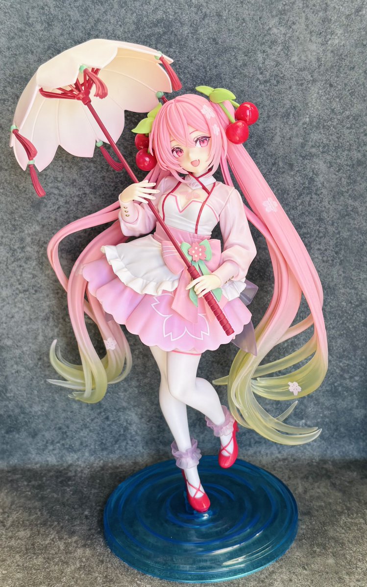 初音ミク 桜ミク AMP＋ フィギュア 桜ドレスver. もう完璧としか