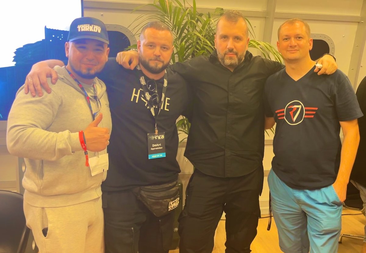 iRedseven tweet media