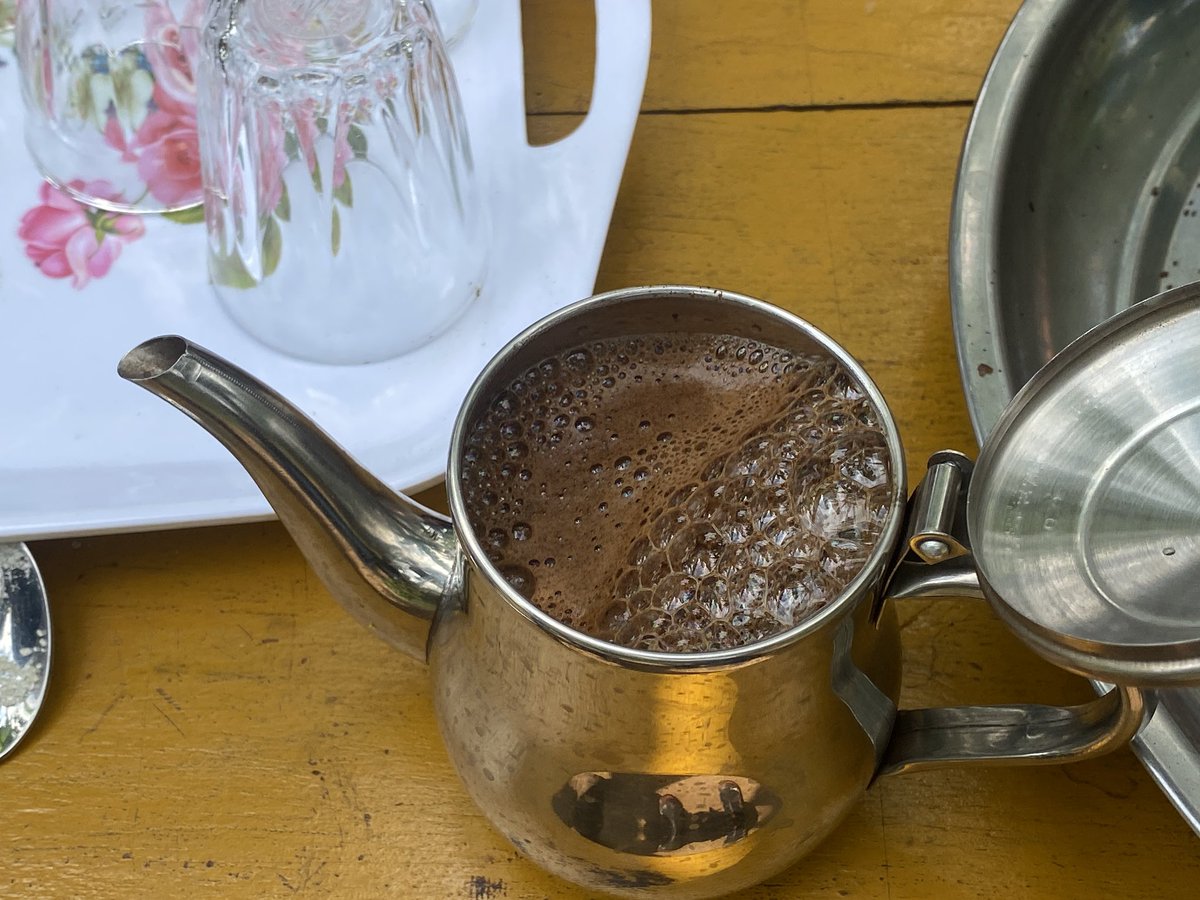 tbonnita's tweet image. A shared cup of coffee is always a win. ☕

Behind every sip is a Ugandan farmer, a harvest, and a community. Supporting local coffee means supporting real livelihoods.

Drink local. Travel consciously.

#UgandaCoffee #SustainableTourism