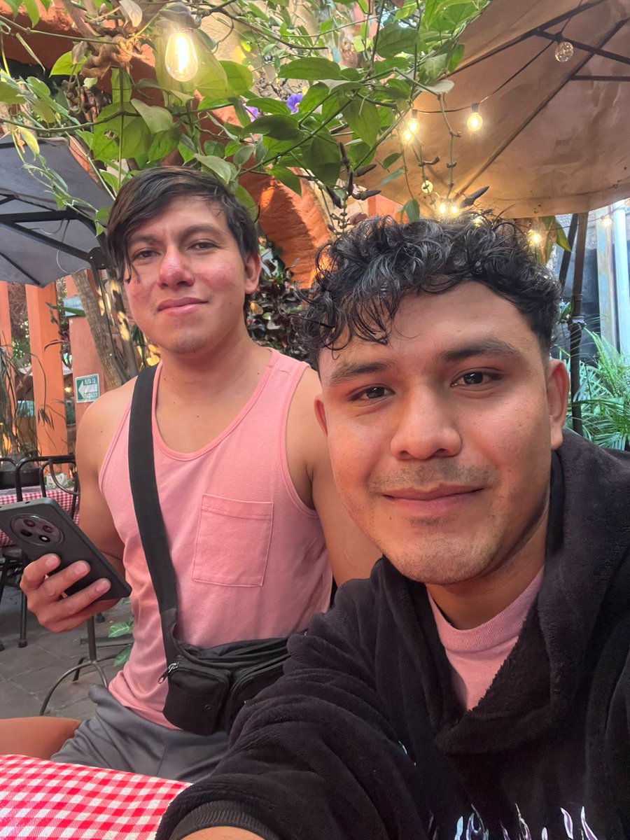 RaZo0830's tweet photo. Casi 5 !!!
#Therians 
#gay
#LGBTIQ #MexicoCity https://t.co/N0K8Ojh5dn