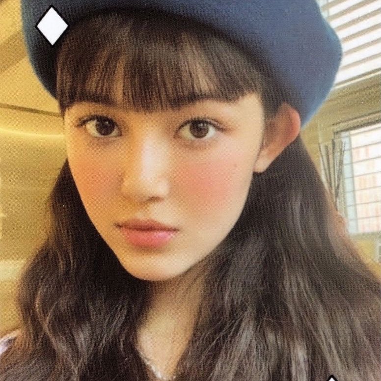 kangktty's tweet photo. one of my favorite dani looks, shes so doll coded here https://t.co/zXWC0lapqj