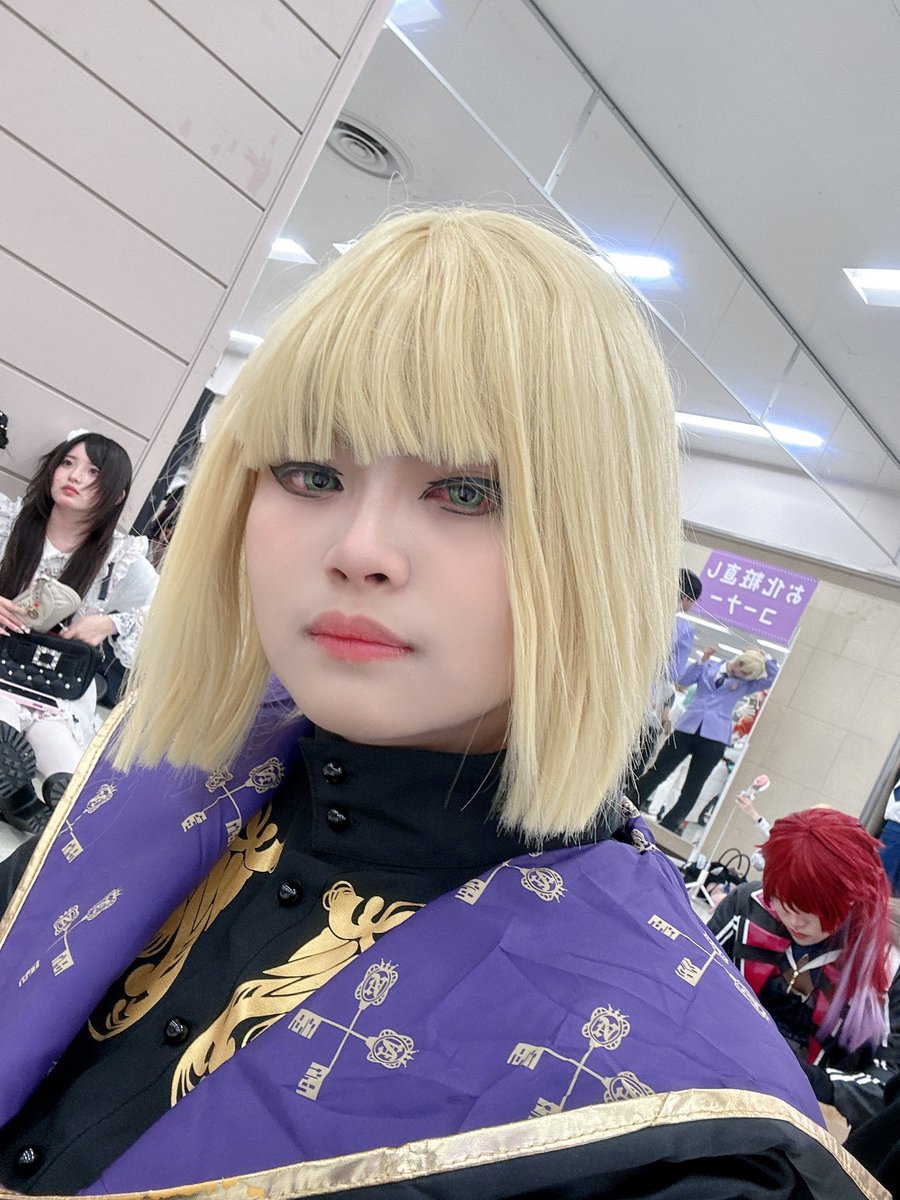 ホール戻った！
やばいぐらい充血しとる💦