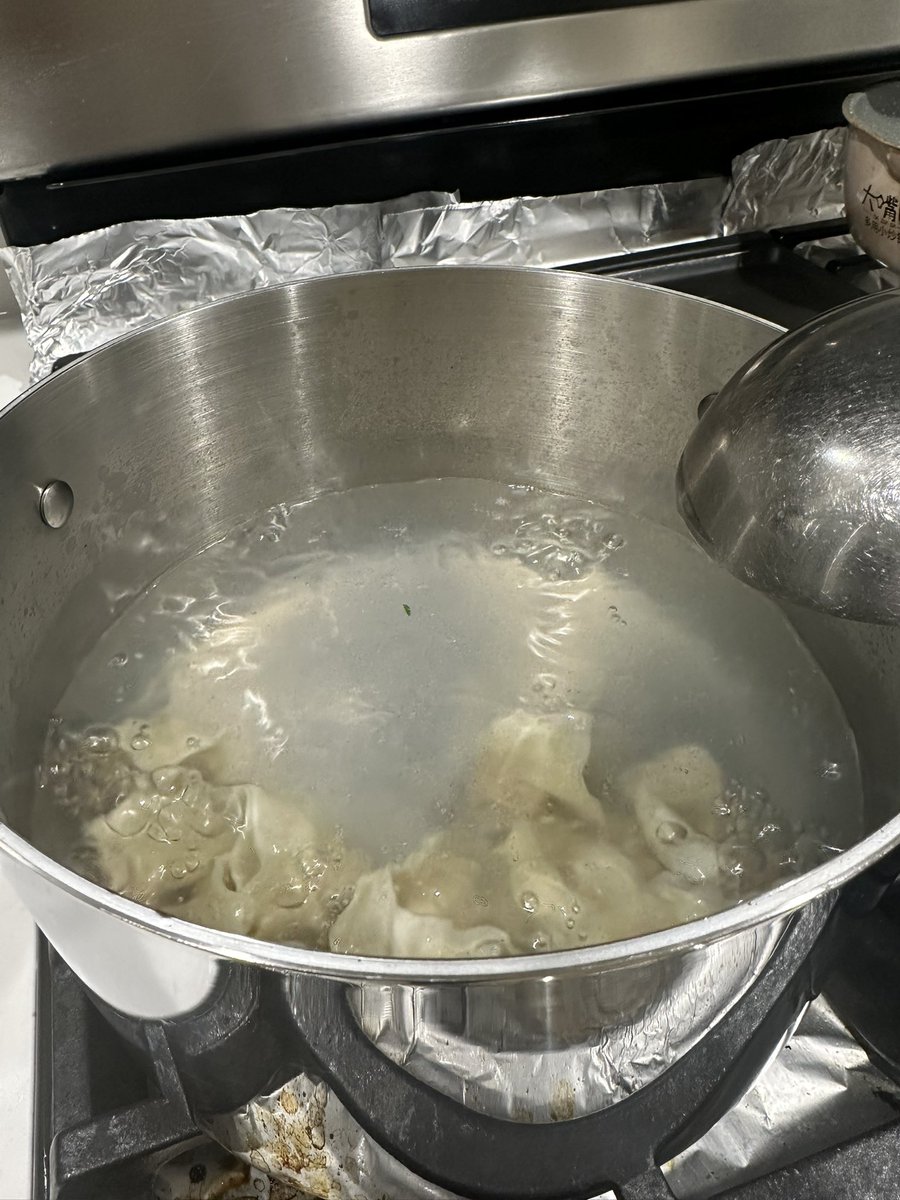 Lexi 勒西 tweet media