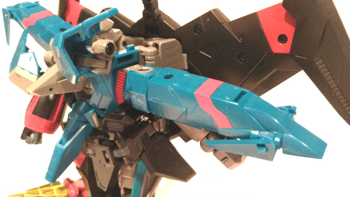 あらゆる脅威から人類を守る為
新生したファイティング・メカノイド
その名も!
勇者王 ガオ・ファイ・ガー!

開封しました
(塚沢は腰の青いウイングを畳まなかったりしてガオガイガーと明確に差別化させるのが好み)

サイズはコトブキヤさんのグレート勇者くらいで 