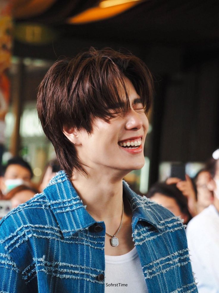 His sweetest smile really lights up everything around him ✨🤍

PHUWIN CERAVE LIVE

#CeraVeAcnexPhuwin