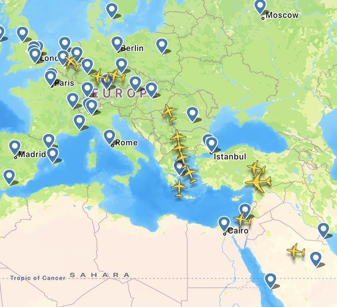 ImtiazMadmood's tweet photo. In the past few hours, at least 11 C-17 Globemasters and a C-5 Super Galaxy have all bolted out of the region back toward Europe, while for the first time in weeks there isn’t a single military cargo flight heading in.

- @sentdefender https://t.co/VCQfCbCbMY