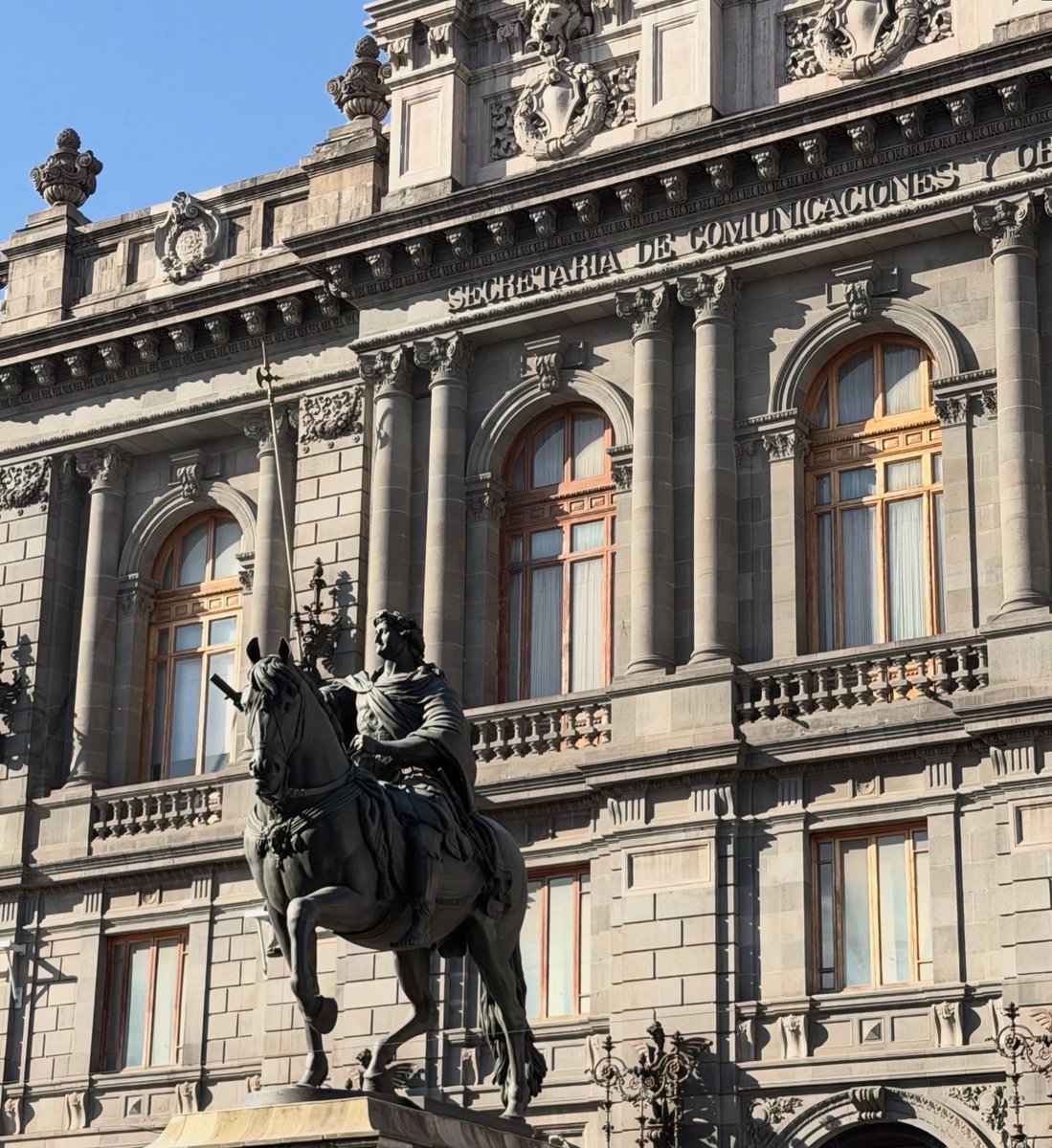 Diana Valenzuela tweet media