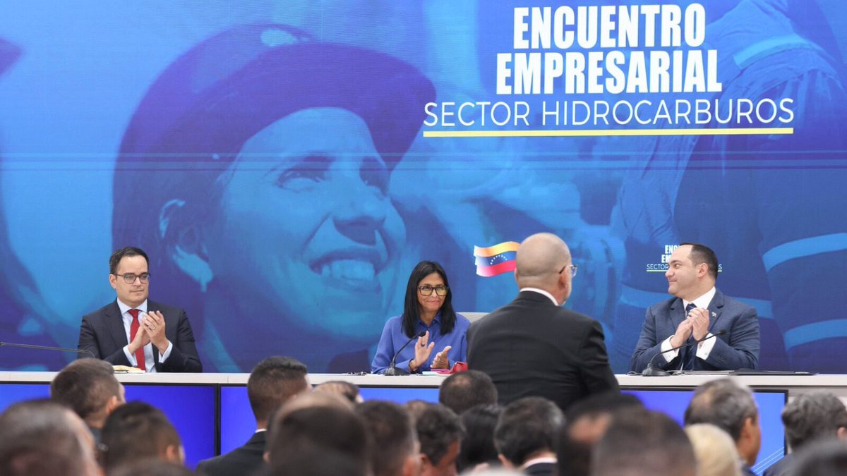 TheFurrialTime's tweet photo. Llamado al sector hidrocarburos: Delcy Rodríguez insta a desarrollar la industria con independencia nacional https://t.co/RSq52r192W