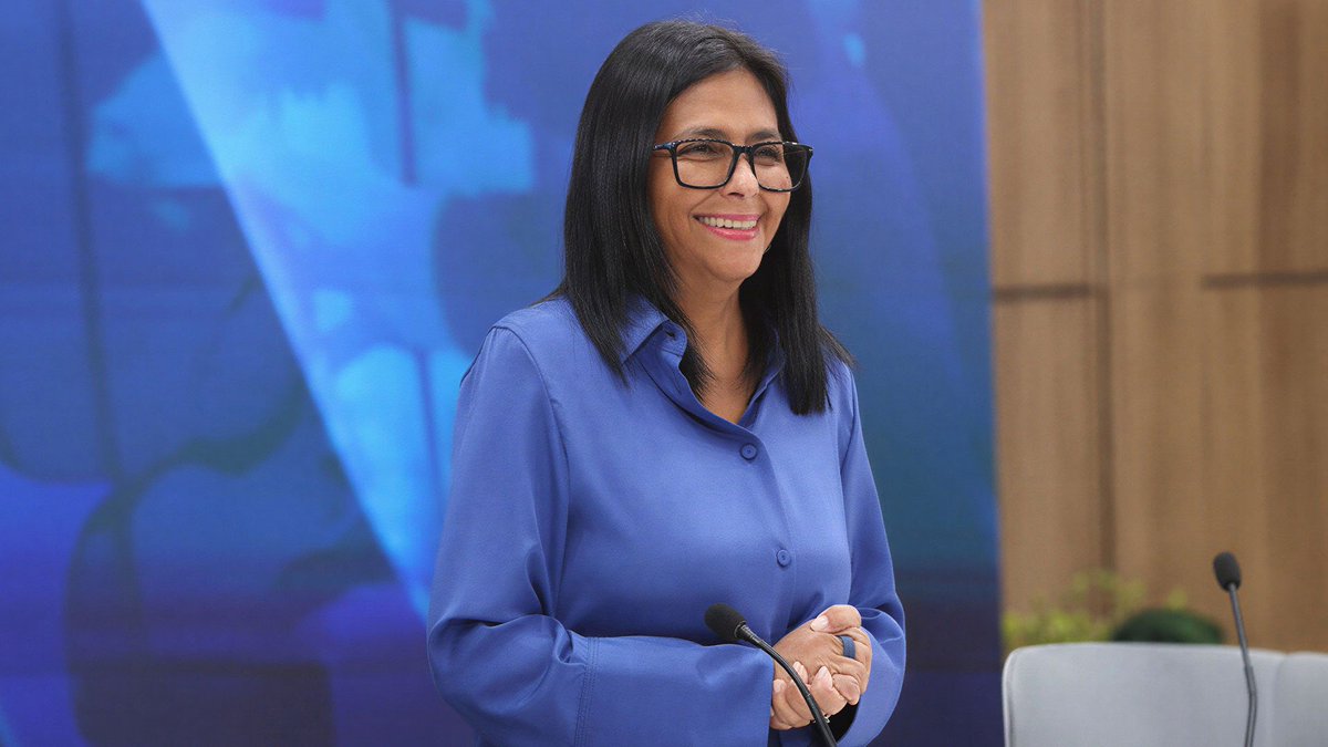 TheFurrialTime's tweet photo. Presidenta (E) Delcy Rodríguez exhorta a EEUU mantener una agenda energética basada en el respeto mutuo https://t.co/YNDgD5Zxtm