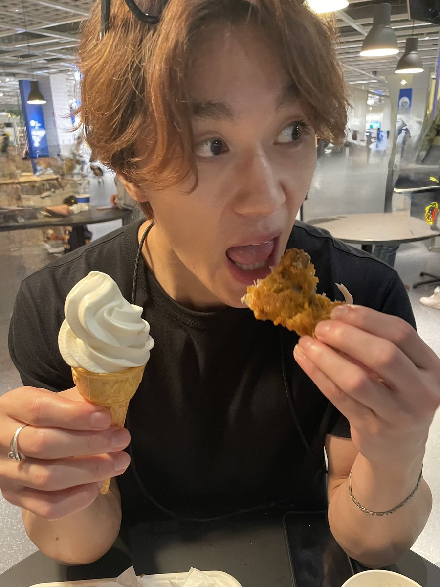 青柳塁斗 tweet media