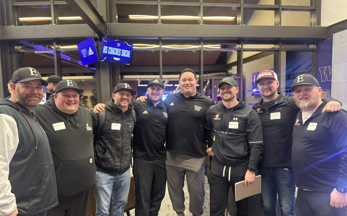 Enumclaw Football tweet media