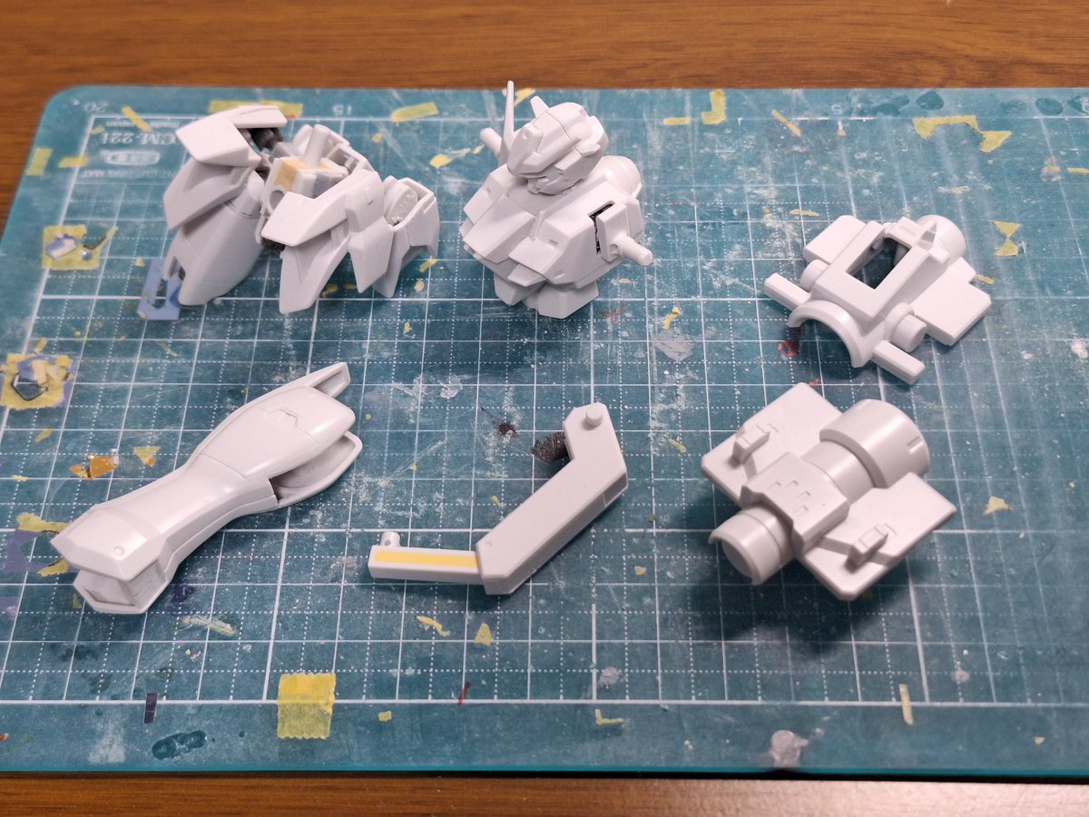 #今月完成しなかったプラモ晒そうぜ 

セファーラジエルは絶賛表面処理中、800番まではかけましょう。
来月には展示可能レベルまで持っていけるんや…！

#ガンプラ好きとつながりたい 
#プラモデルライフ