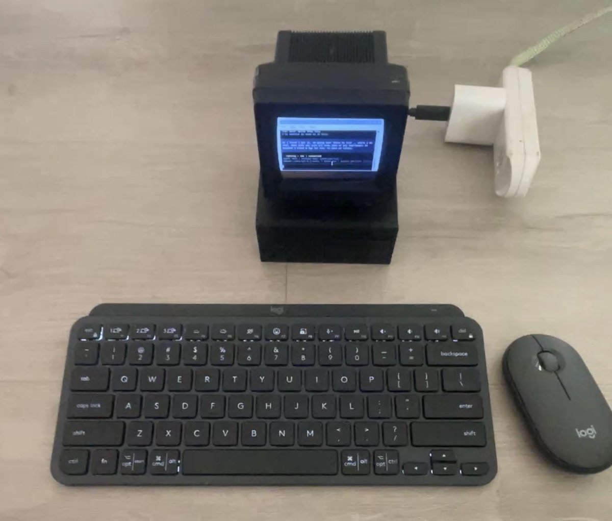 lalo 🐧 tweet media