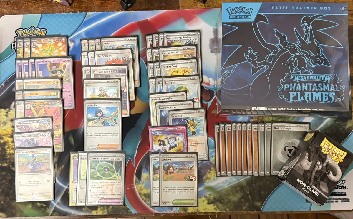 Coin Bonus’d my way to a challenge win! 

R1: Pultnoir - W
R2: Alakazam Dundun - W
R3: Tank Kangaskan - W
R4: Mega Sharpedo ex - W
R5: Pultnoir - W

+15 points, +$25, +Phantasmal Flames ETB

S/O to <a href="/DragonShield_/">Dragon Shield</a> for making the best sleeves ever! #PokemonDay #Pokemon