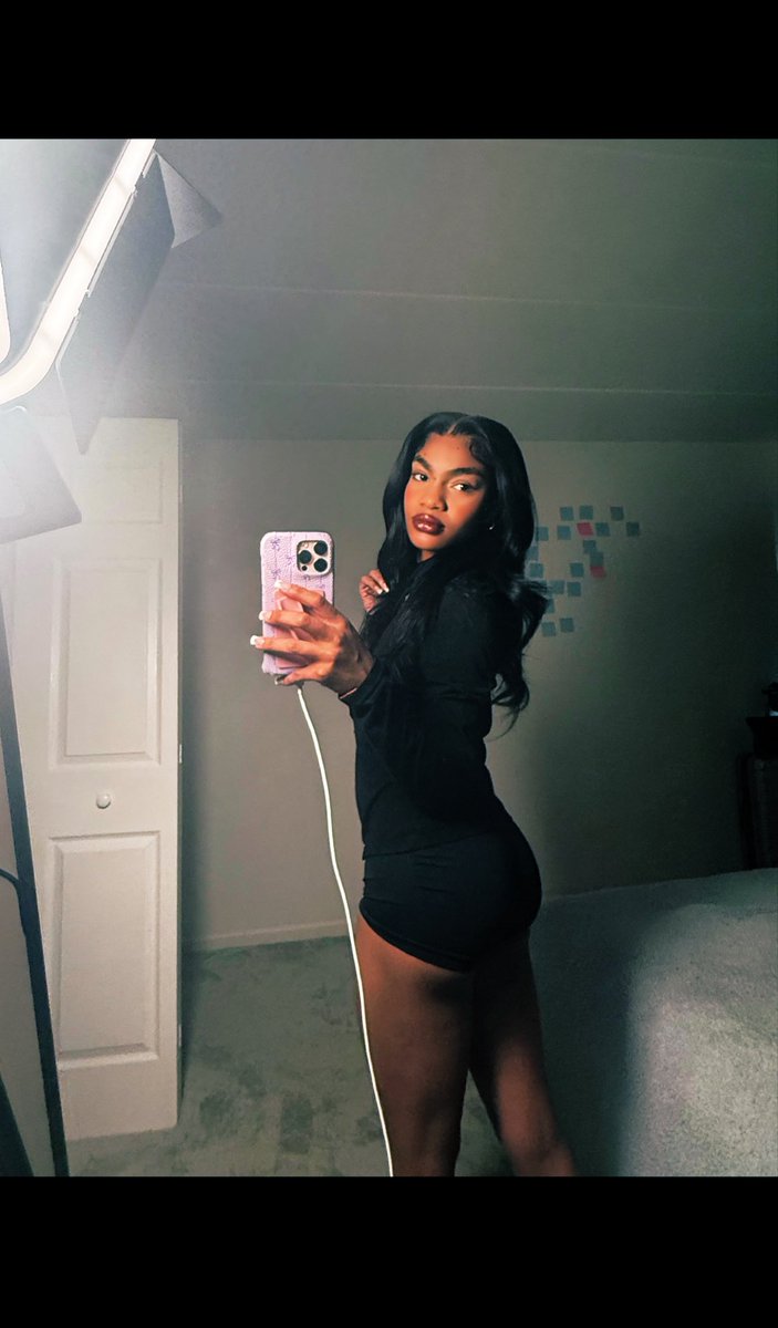 charlicel_'s tweet photo. Haven’t Posted Here In A While. https://t.co/ONwt9f4ktV