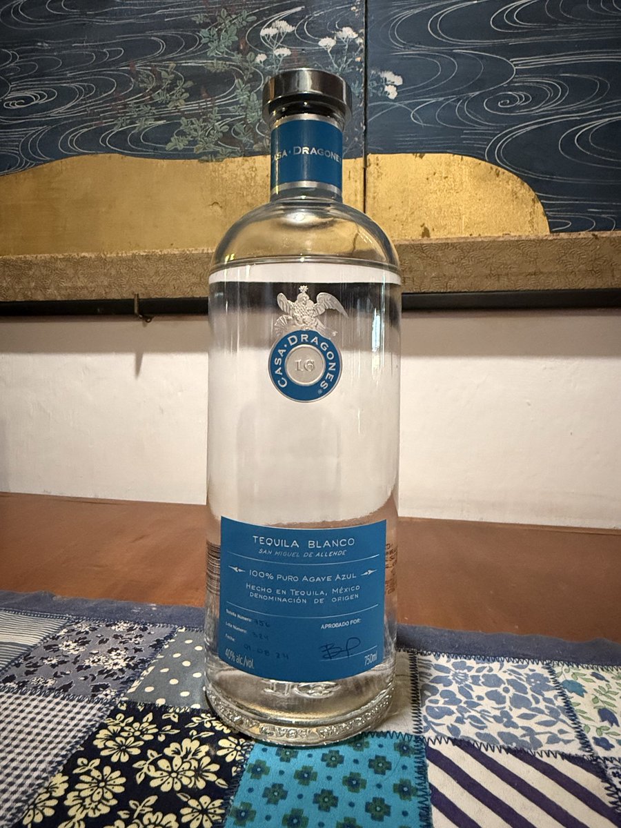 RestauranteKam1's tweet photo. Tequila Caza Dragones 🐉 SOLO CONDECORES!!! https://t.co/e6cTUgGDj4
