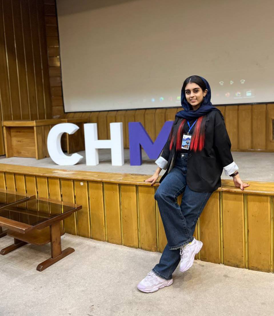 شـارلـین tweet media