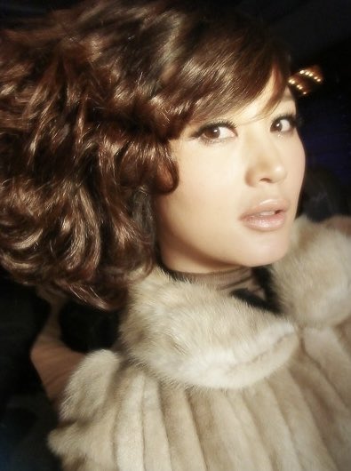 sohyesoo's tweet photo. i miss miss miss miss my wife https://t.co/sBasAuDkXQ