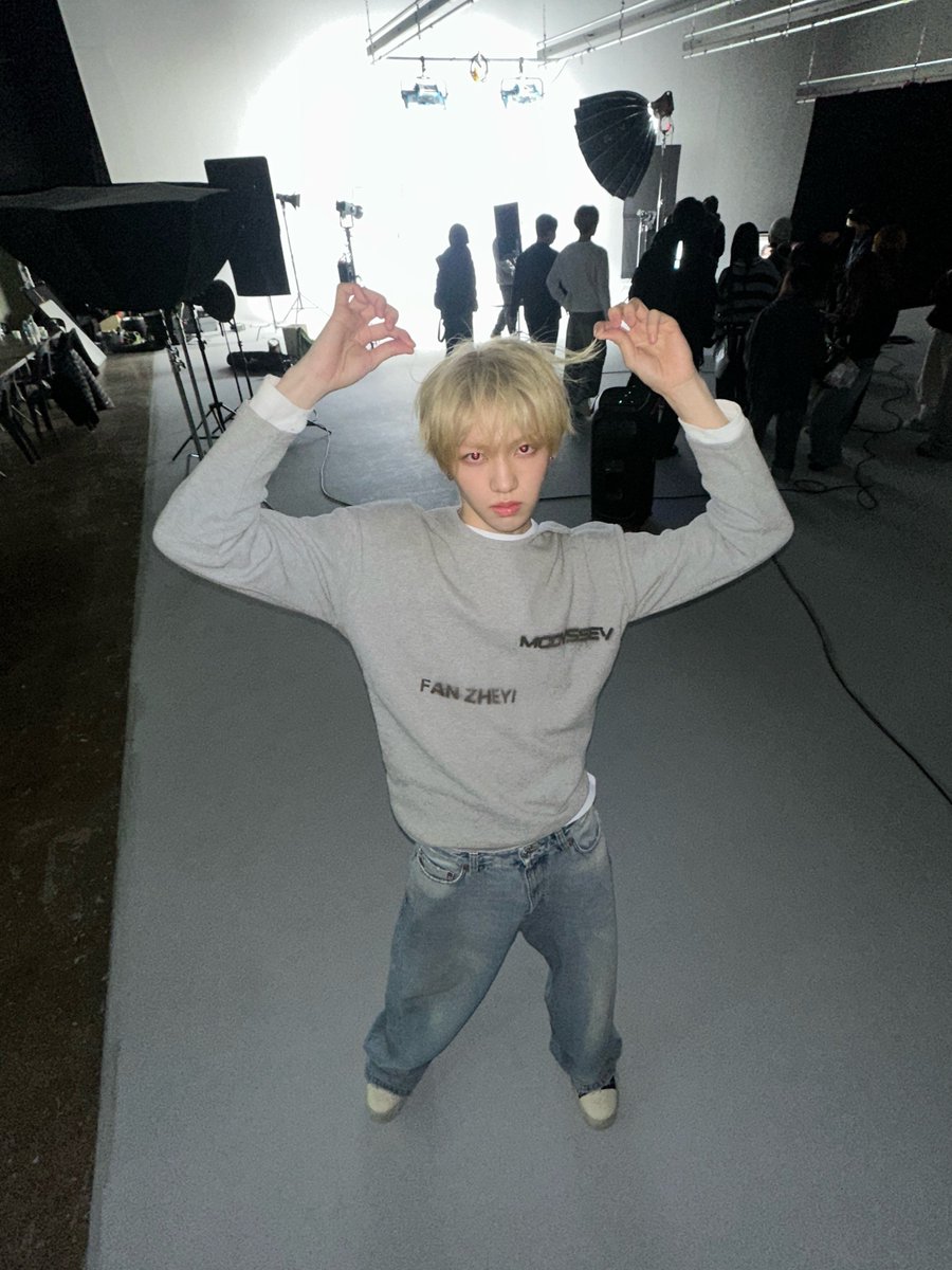 빵저이 tweet media