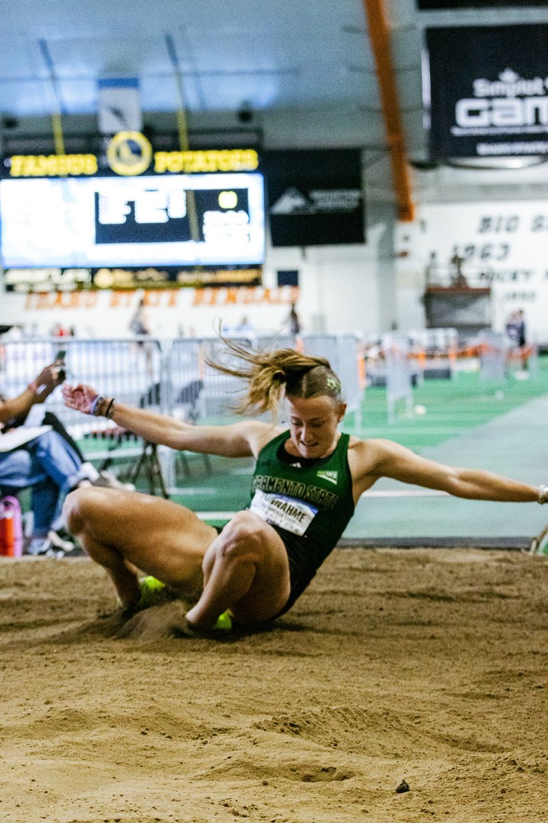 SacStTrackandField tweet media