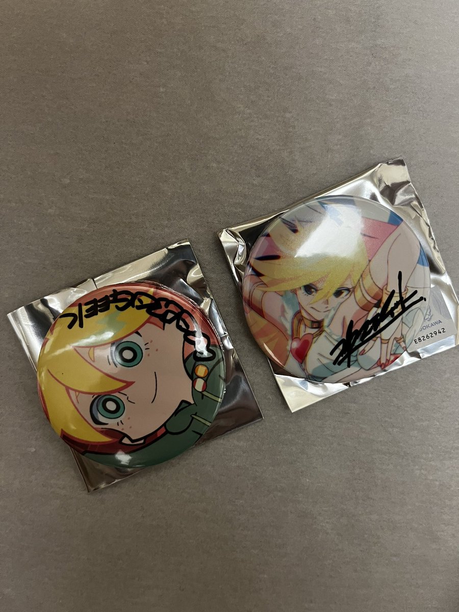 180個で79/100種類達成。 サイン缶バッジは合計5つです。 後半かなり