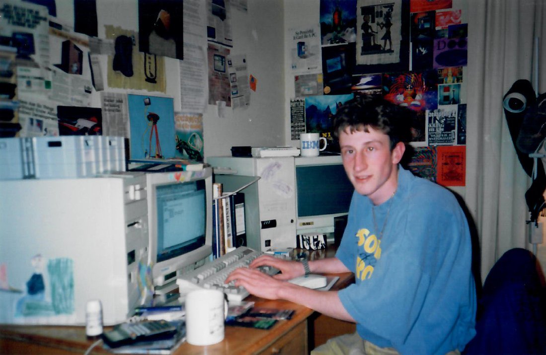 CompSciFutures's tweet image. Every day I am in so much pain.
I can’t live like this,
I can’t get access to medical.
Only years ago I was ahead of #DD.
But #Canberra sees me as sub human
Because of stolen #IntellectualProperty.
They won’t even let me sign a will,
Or do #SuccessionPlanning.
Please help.
#PARC