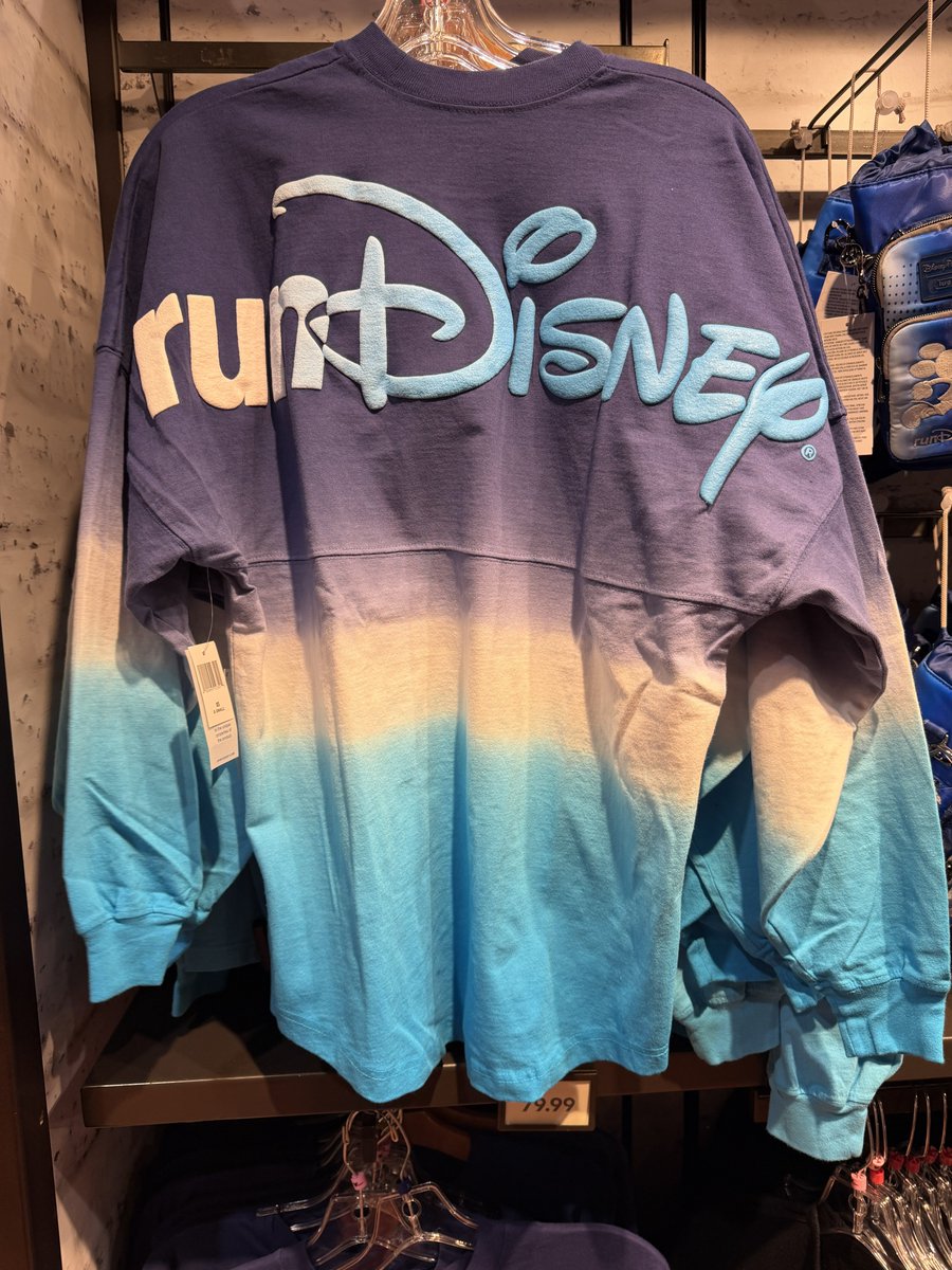 mickeynet028's tweet photo. lugドリンクバッグ 50ドル
lugショルダーバッグ 90ドル
runDisneyスピジャ 79.99ドル
runDisney壁掛けアイテム 29.99ドル

#MNWDW #WDW #2026Feb #WaltDisneyWorld #ディズニーワールド #ウォルトディズニーワールド
#ディズニースプリングス  #DisneySprings https://t.co/k1CcZBKlNu