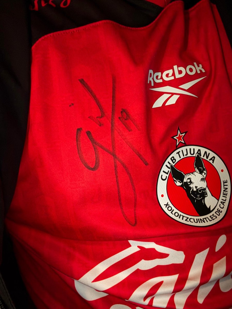 Joseph_Friass's tweet photo. @elemanem72 @Xolos Lo único bueno que me a pasado en la era Abreu. https://t.co/wCg0ytO8MY