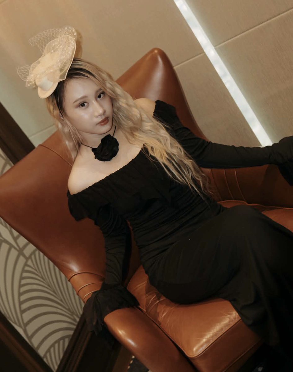 [MEMBER'S PROFILE] 

As the sweet blonde dancing princess, MADDIE is ready to take on the role as the Performance Center, Main Dancer, and Anchor of the Group. Being an all-rounder ace, she is known for her stage professionalism and celestial presence.

#PPOP #GirlGroup #Profile