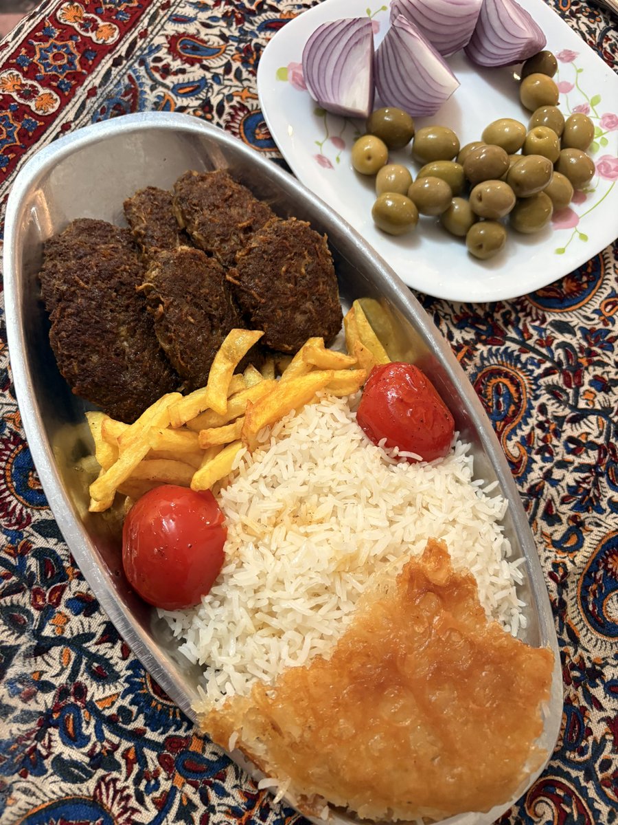 🇮🇷سپیدار🍃 tweet media