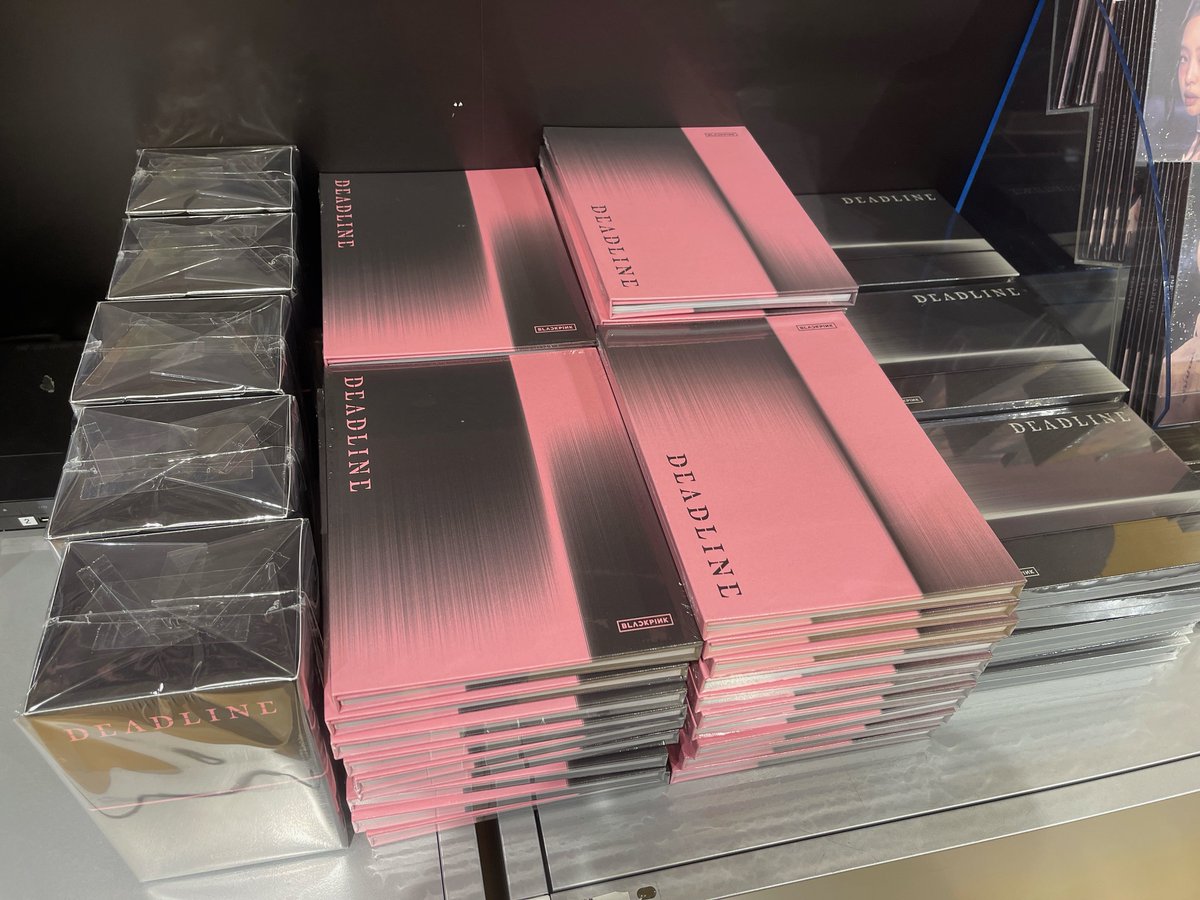 BLACKPINK】 3rd MINI ALBUM [DEADLINE] 限定特典付き商品が本日入荷