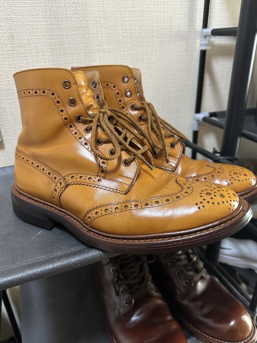JM__Myk's tweet photo. 【素晴らしい】
トップリフトの交換をお願いしていた靴を受け取りに行ったところ、店長さんから「コバも整えておきました。」と、ありがたいお言葉が🤩
コバが綺麗だと、靴が引き締まって見えます。

#LeCompas https://t.co/rG5MQr4Lmz