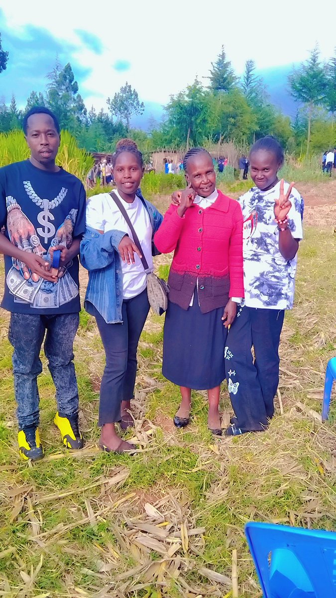 TichyGilbert's tweet photo. @TECNOMobile254 Time together as a family is a gift ...cheers to family bonding and endless joy..
#CAMON50SEESYOU#
#CAMON50KE
#TECNOAI https://t.co/7cAFDZvvba