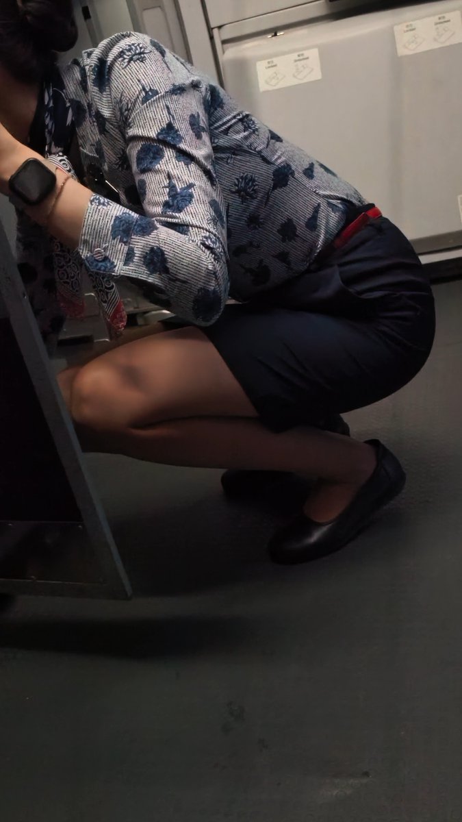 久久街拍 tweet media