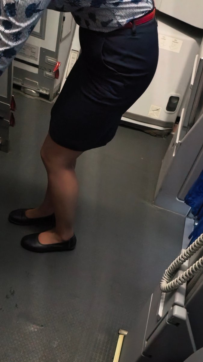 久久街拍 tweet media