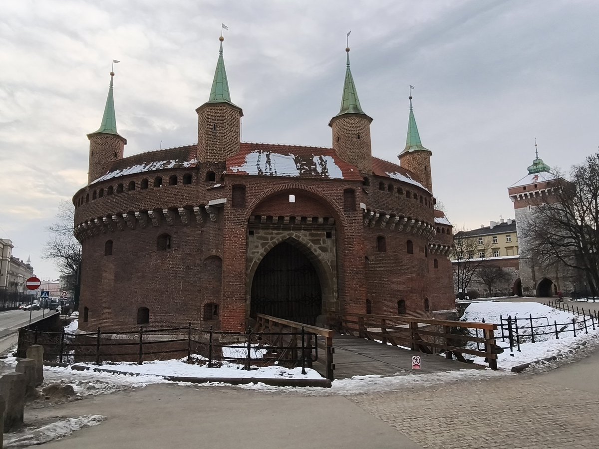 Piotr Kosmaty tweet media